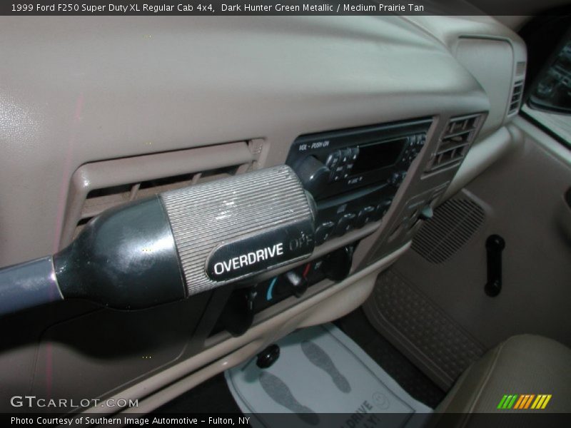 Dark Hunter Green Metallic / Medium Prairie Tan 1999 Ford F250 Super Duty XL Regular Cab 4x4