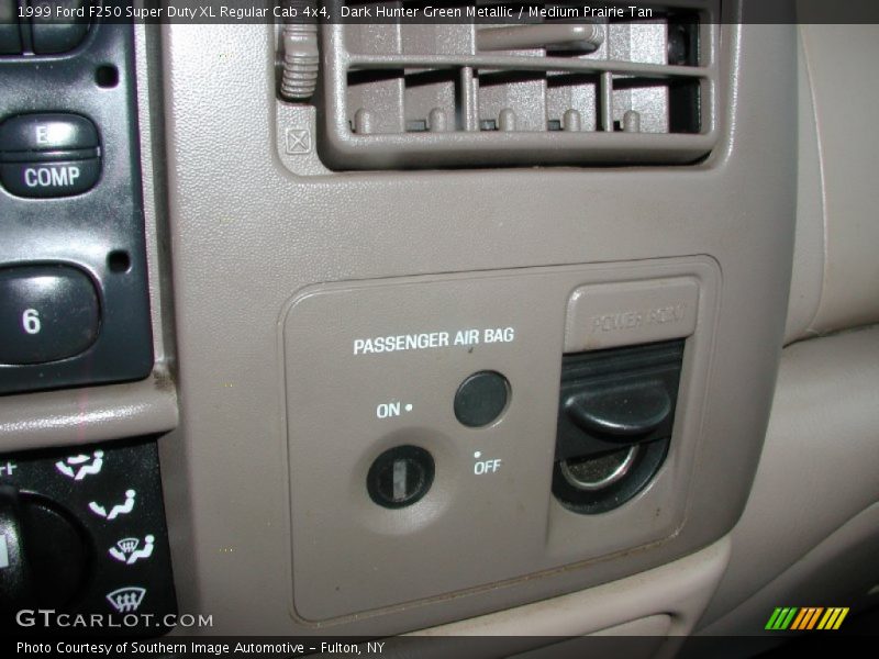 Dark Hunter Green Metallic / Medium Prairie Tan 1999 Ford F250 Super Duty XL Regular Cab 4x4