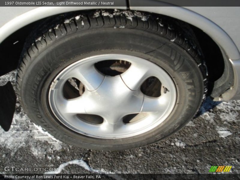 Light Driftwood Metallic / Neutral 1997 Oldsmobile LSS Sedan