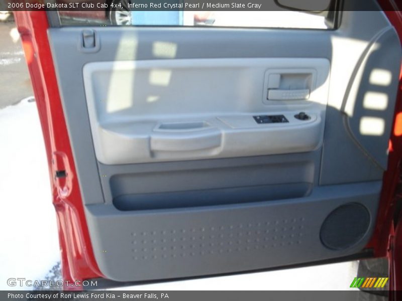 Inferno Red Crystal Pearl / Medium Slate Gray 2006 Dodge Dakota SLT Club Cab 4x4