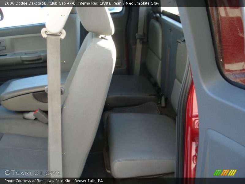 Inferno Red Crystal Pearl / Medium Slate Gray 2006 Dodge Dakota SLT Club Cab 4x4