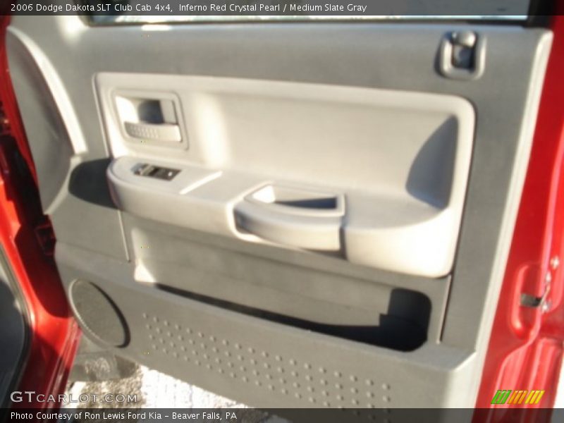Inferno Red Crystal Pearl / Medium Slate Gray 2006 Dodge Dakota SLT Club Cab 4x4