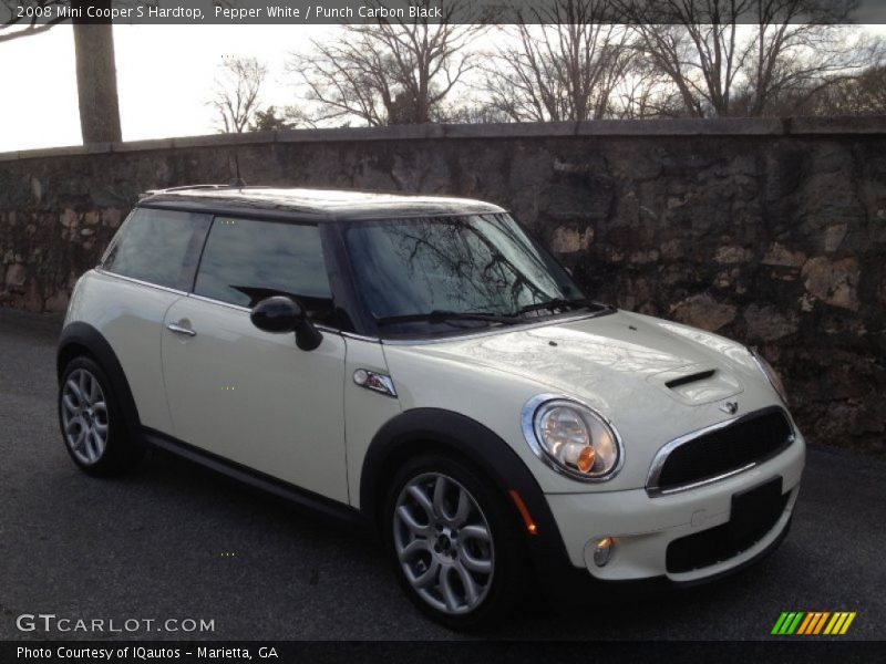 Pepper White / Punch Carbon Black 2008 Mini Cooper S Hardtop