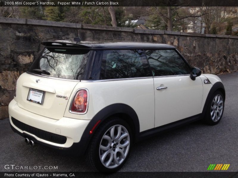Pepper White / Punch Carbon Black 2008 Mini Cooper S Hardtop