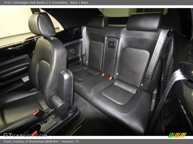 Black / Black 2010 Volkswagen New Beetle 2.5 Convertible