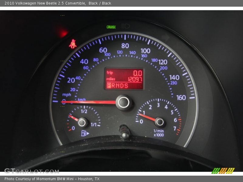 Black / Black 2010 Volkswagen New Beetle 2.5 Convertible