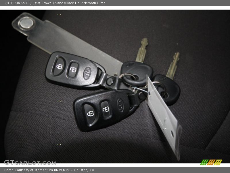 Java Brown / Sand/Black Houndstooth Cloth 2010 Kia Soul !