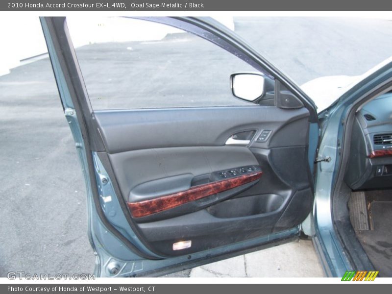 Door Panel of 2010 Accord Crosstour EX-L 4WD