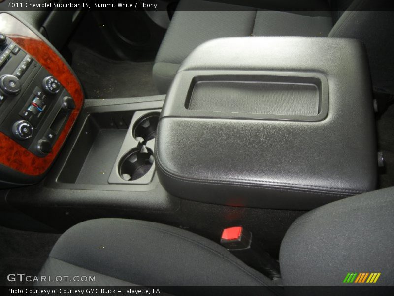 Summit White / Ebony 2011 Chevrolet Suburban LS