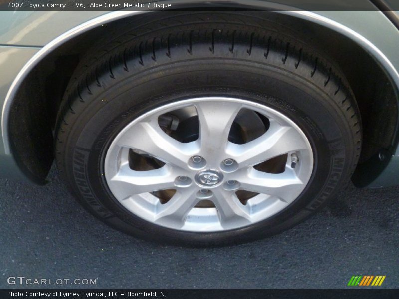 Aloe Green Metallic / Bisque 2007 Toyota Camry LE V6