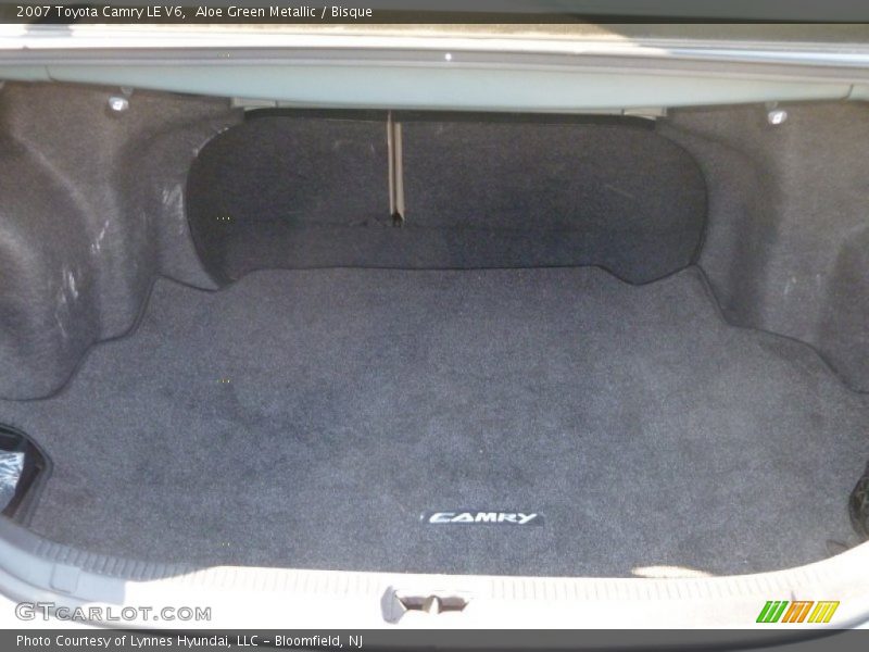 Aloe Green Metallic / Bisque 2007 Toyota Camry LE V6