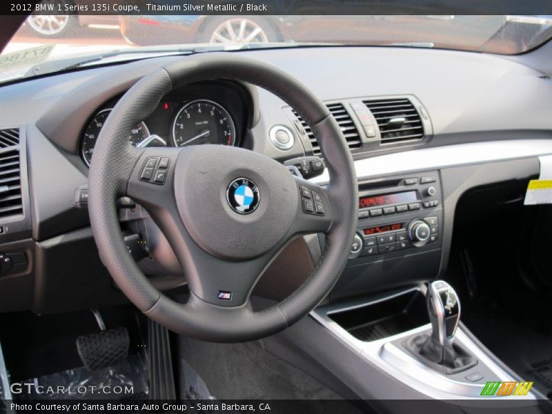 Dashboard of 2012 1 Series 135i Coupe