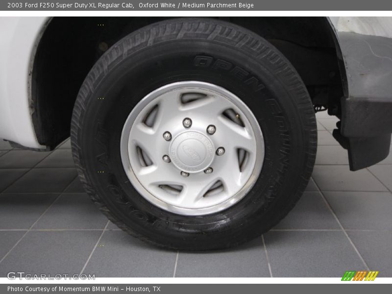 Oxford White / Medium Parchment Beige 2003 Ford F250 Super Duty XL Regular Cab
