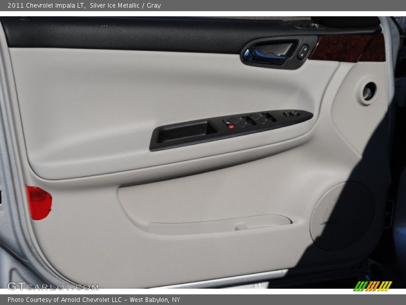 Silver Ice Metallic / Gray 2011 Chevrolet Impala LT