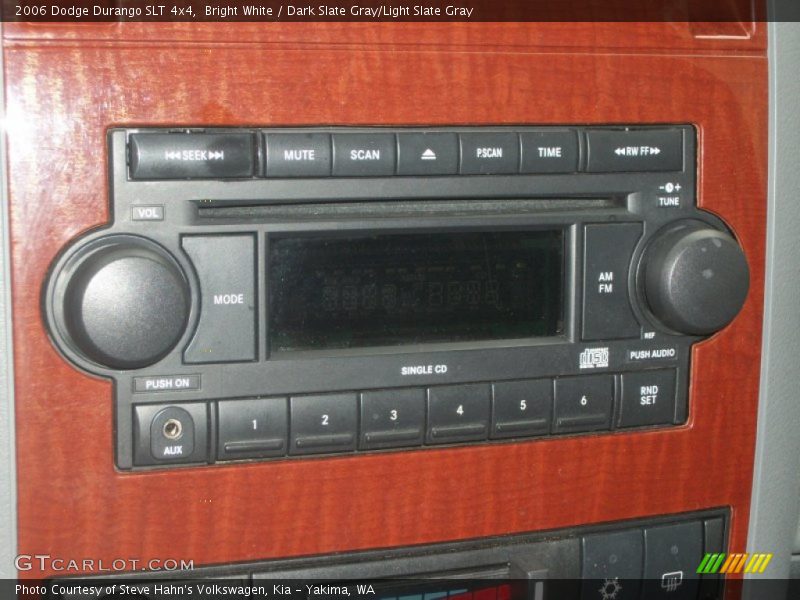 Bright White / Dark Slate Gray/Light Slate Gray 2006 Dodge Durango SLT 4x4
