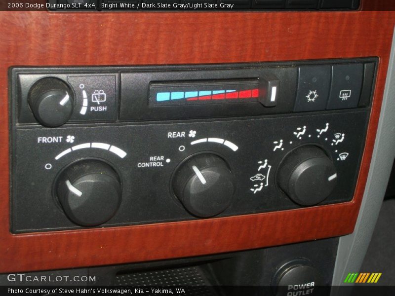 Bright White / Dark Slate Gray/Light Slate Gray 2006 Dodge Durango SLT 4x4