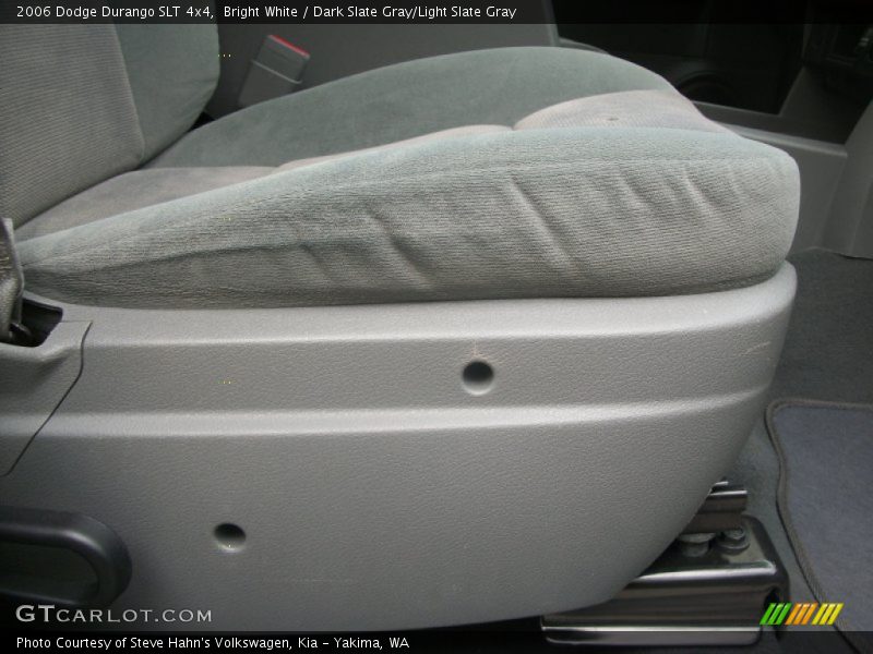 Bright White / Dark Slate Gray/Light Slate Gray 2006 Dodge Durango SLT 4x4