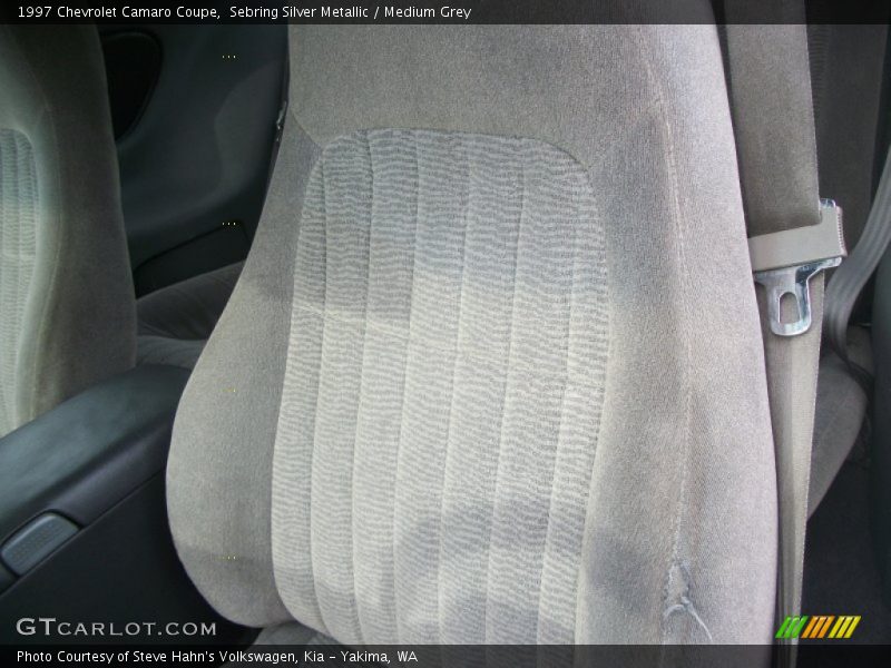 Sebring Silver Metallic / Medium Grey 1997 Chevrolet Camaro Coupe