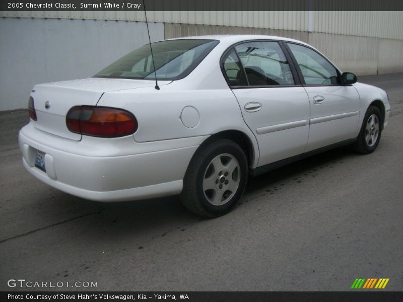 Summit White / Gray 2005 Chevrolet Classic