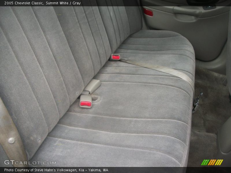 Summit White / Gray 2005 Chevrolet Classic