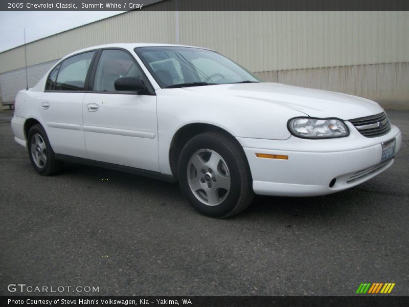Summit White / Gray 2005 Chevrolet Classic