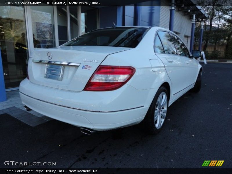 Arctic White / Black 2009 Mercedes-Benz C 300 4Matic