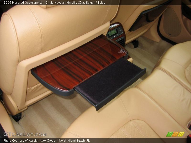 Grigio Nuvolari Metallic (Gray Beige) / Beige 2006 Maserati Quattroporte