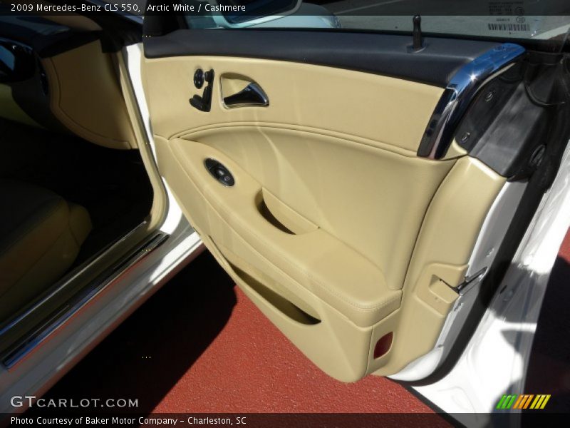 Arctic White / Cashmere 2009 Mercedes-Benz CLS 550