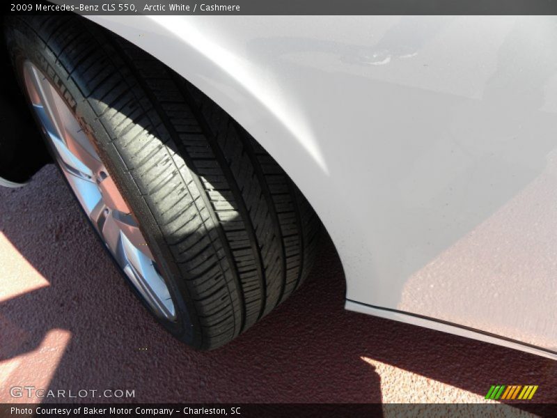 Arctic White / Cashmere 2009 Mercedes-Benz CLS 550