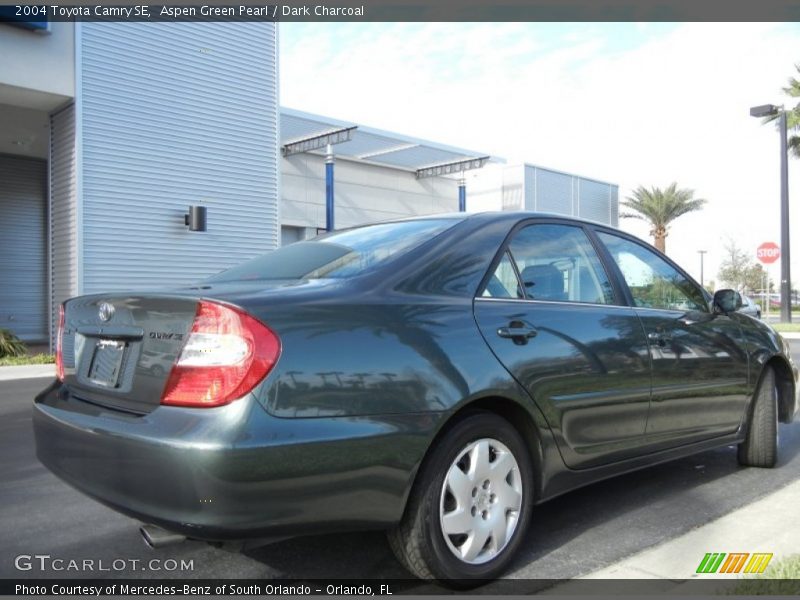 Aspen Green Pearl / Dark Charcoal 2004 Toyota Camry SE