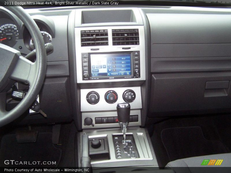 Bright Silver Metallic / Dark Slate Gray 2011 Dodge Nitro Heat 4x4