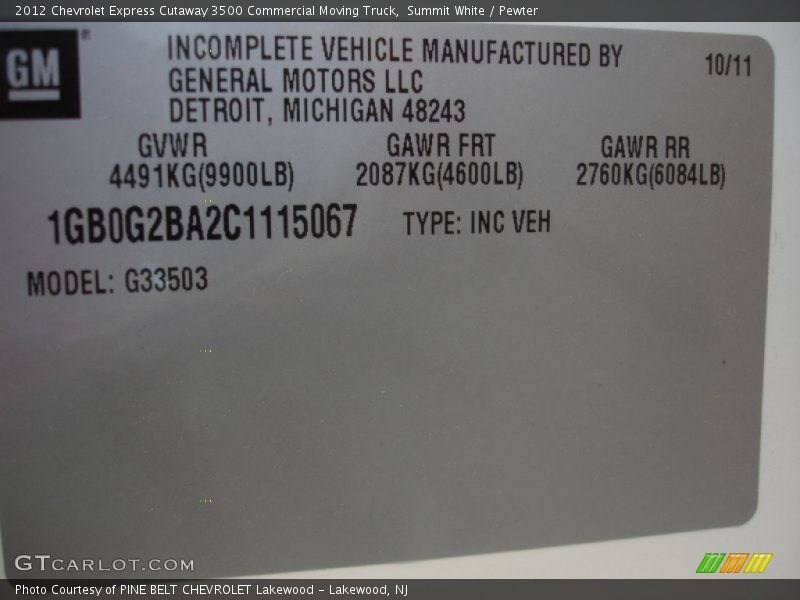 Summit White / Pewter 2012 Chevrolet Express Cutaway 3500 Commercial Moving Truck