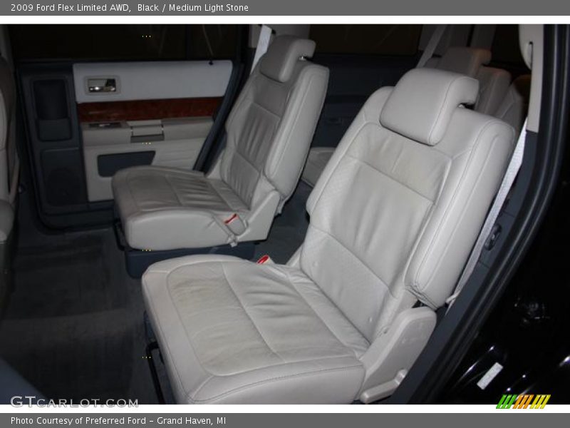 Black / Medium Light Stone 2009 Ford Flex Limited AWD