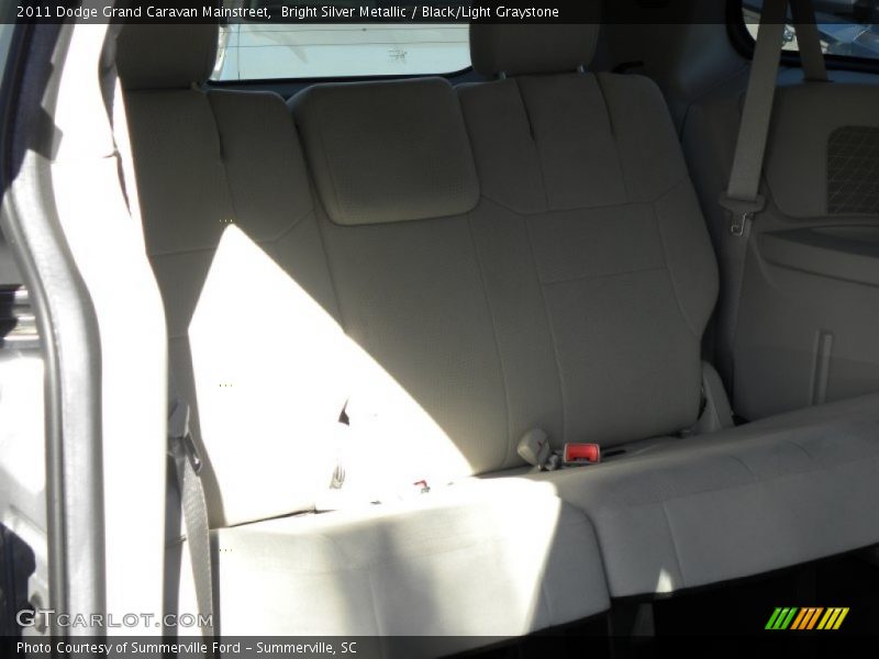 Bright Silver Metallic / Black/Light Graystone 2011 Dodge Grand Caravan Mainstreet
