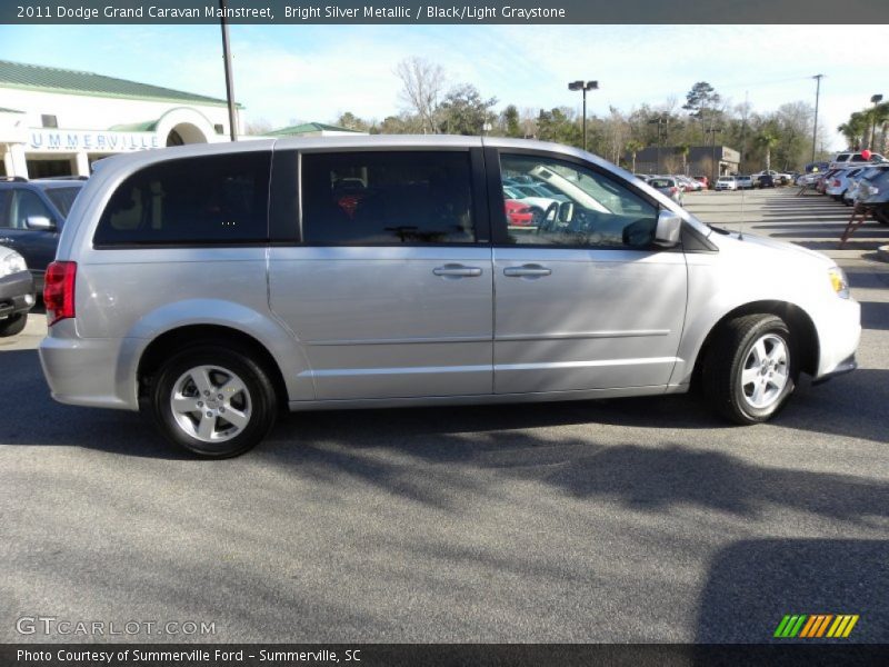 Bright Silver Metallic / Black/Light Graystone 2011 Dodge Grand Caravan Mainstreet