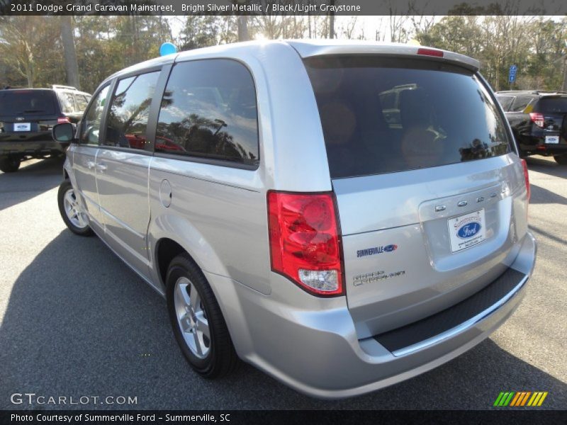 Bright Silver Metallic / Black/Light Graystone 2011 Dodge Grand Caravan Mainstreet