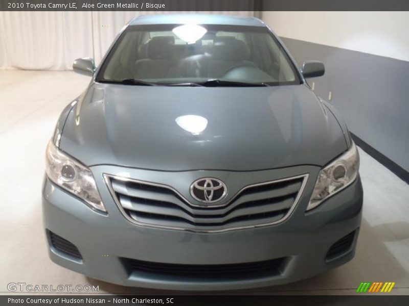 Aloe Green Metallic / Bisque 2010 Toyota Camry LE