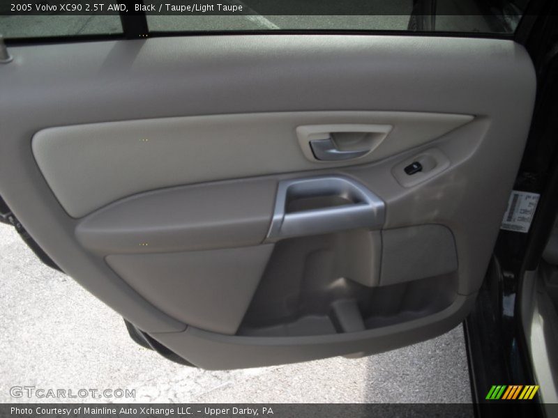 Black / Taupe/Light Taupe 2005 Volvo XC90 2.5T AWD