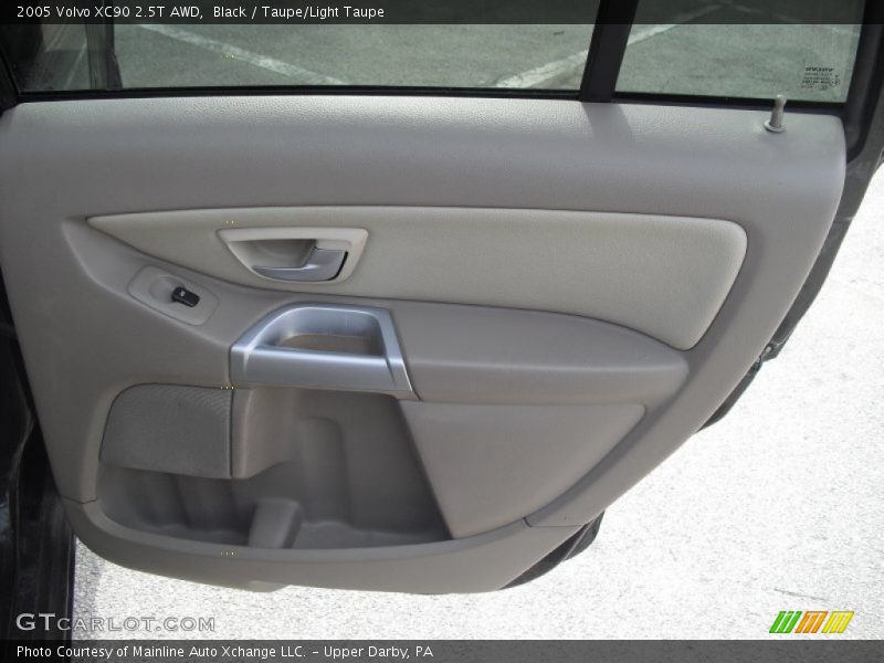 Black / Taupe/Light Taupe 2005 Volvo XC90 2.5T AWD
