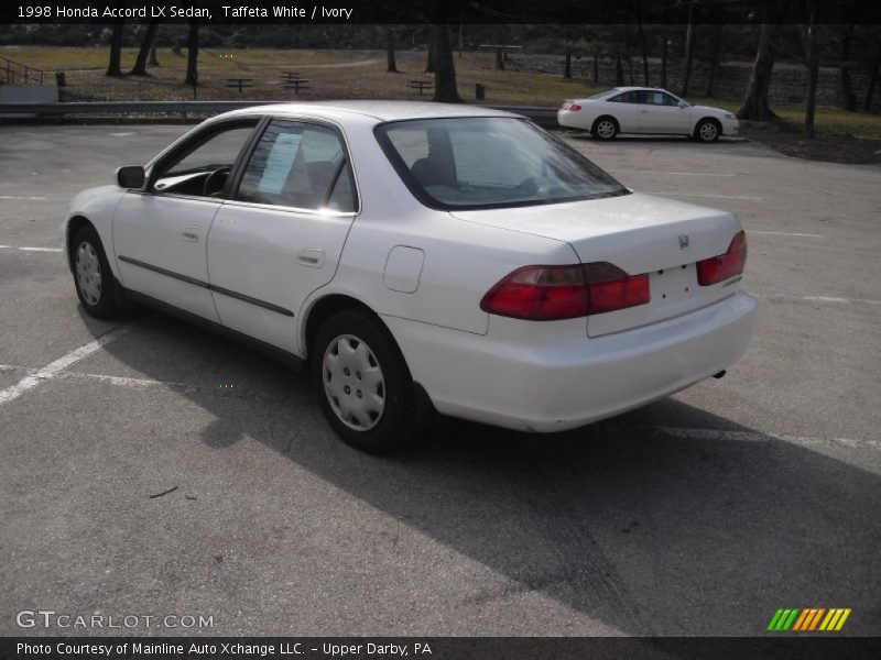 Taffeta White / Ivory 1998 Honda Accord LX Sedan