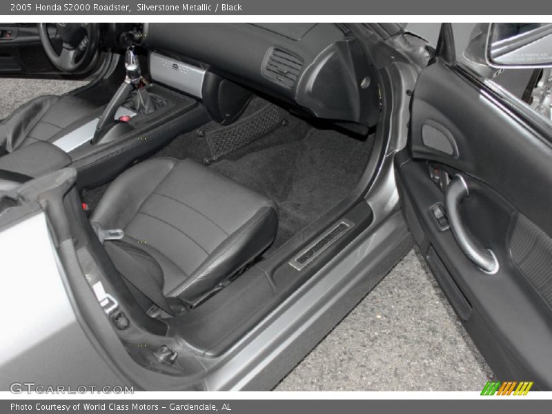 Silverstone Metallic / Black 2005 Honda S2000 Roadster