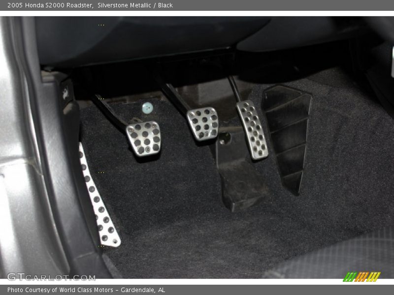 Silverstone Metallic / Black 2005 Honda S2000 Roadster