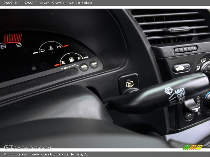 Silverstone Metallic / Black 2005 Honda S2000 Roadster