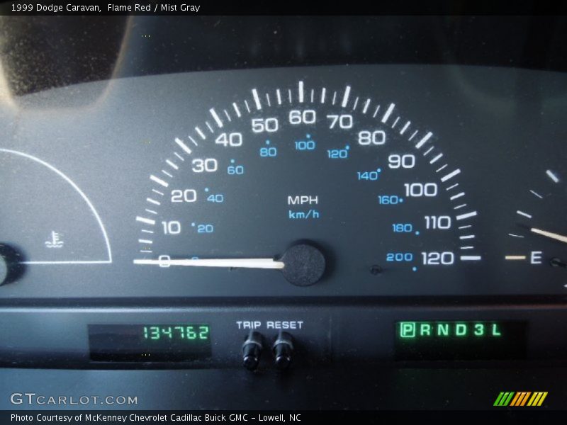 Flame Red / Mist Gray 1999 Dodge Caravan