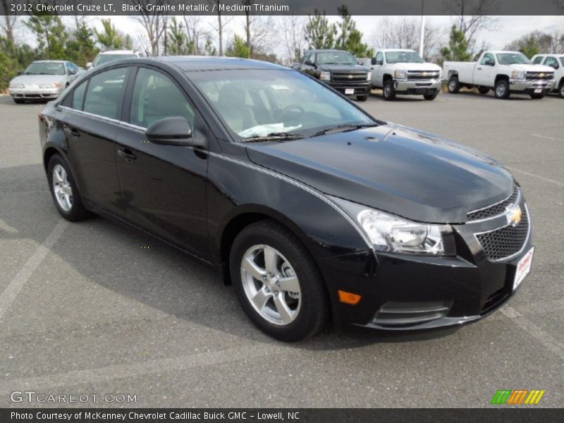 Front 3/4 View of 2012 Cruze LT