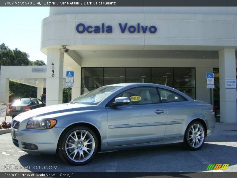 Electric Silver Metallic / Dark Beige/Quartz 2007 Volvo S40 2.4i