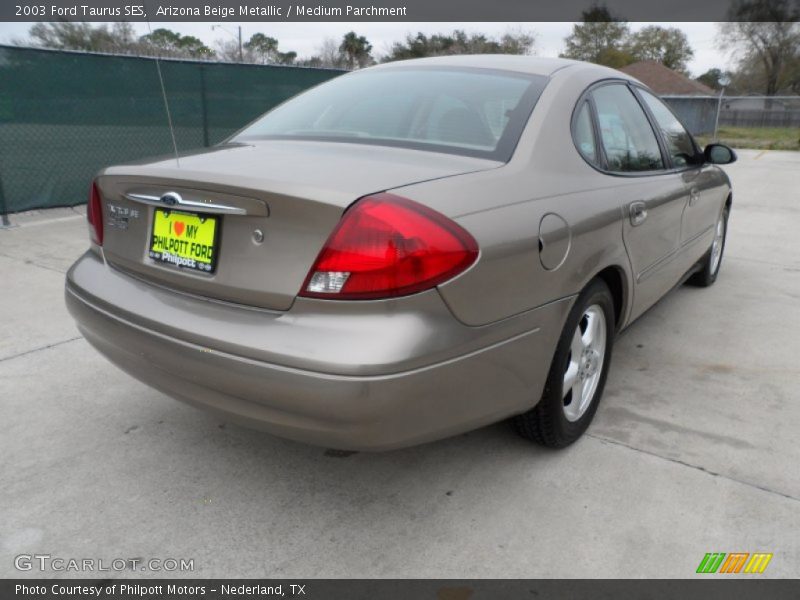 Arizona Beige Metallic / Medium Parchment 2003 Ford Taurus SES