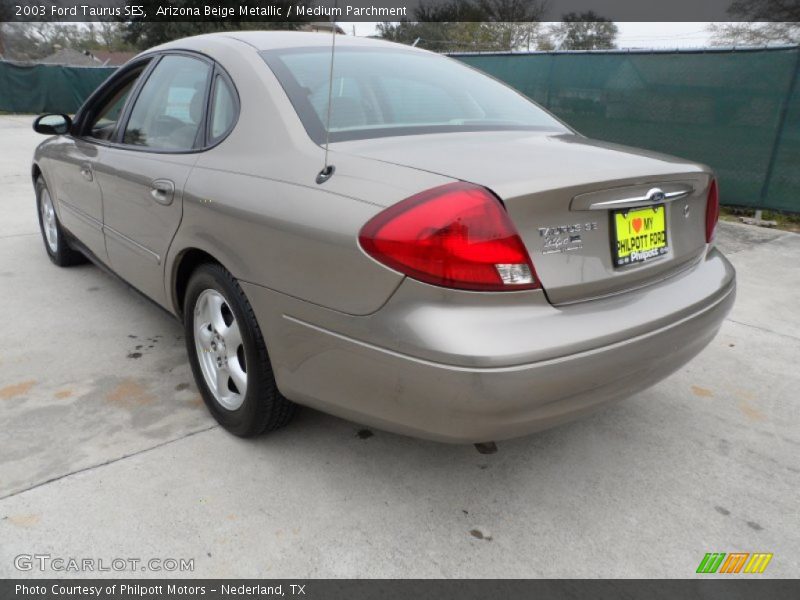 Arizona Beige Metallic / Medium Parchment 2003 Ford Taurus SES