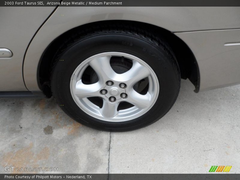 Arizona Beige Metallic / Medium Parchment 2003 Ford Taurus SES