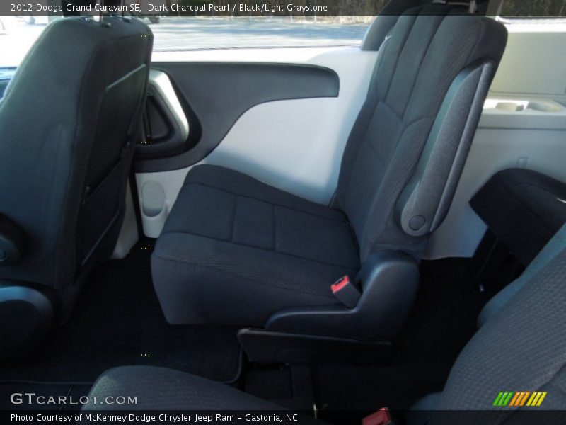 Dark Charcoal Pearl / Black/Light Graystone 2012 Dodge Grand Caravan SE